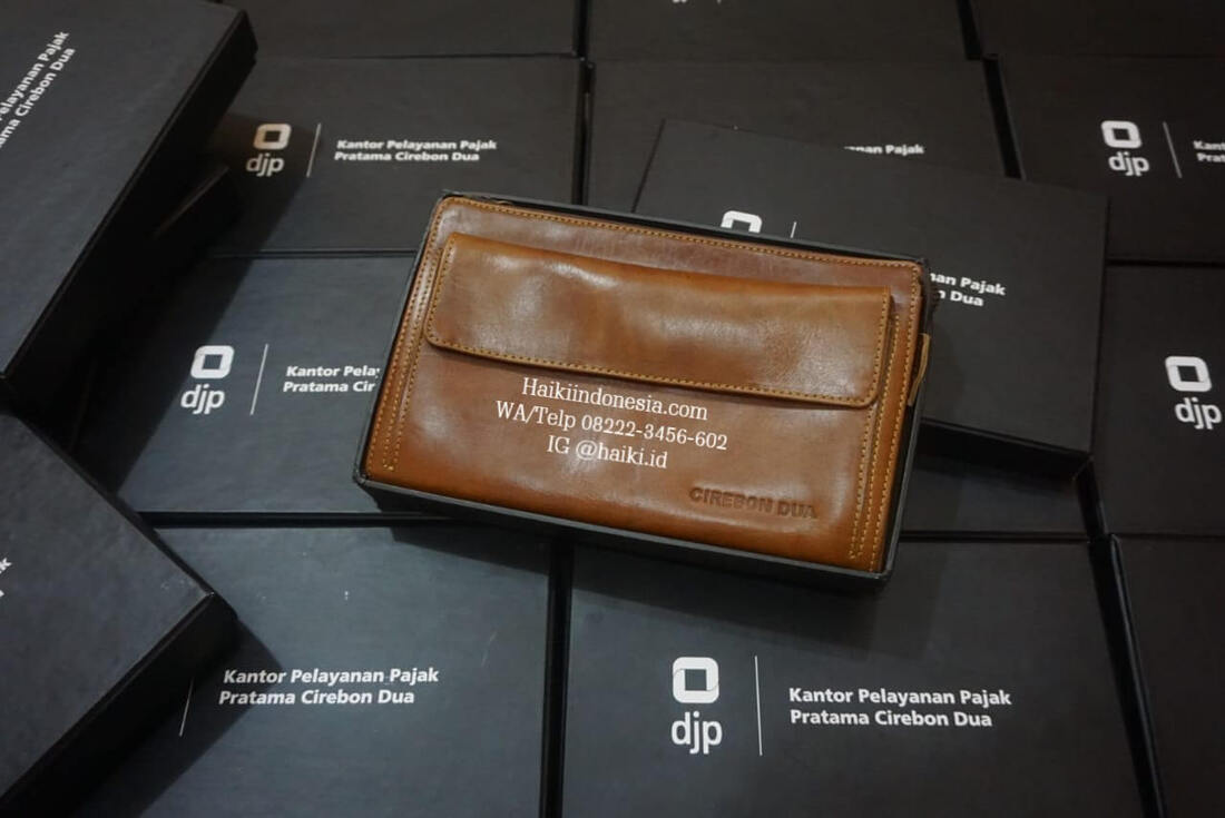 jual souvenir perusahaan eksklusif di bandung tas pouch kulit asli
